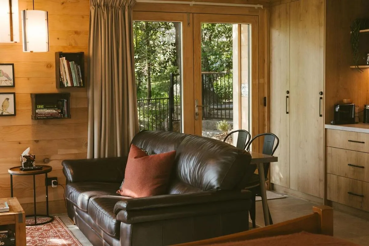 The Bird'S Nest - Secluded Getaway! Apartment Christchurch