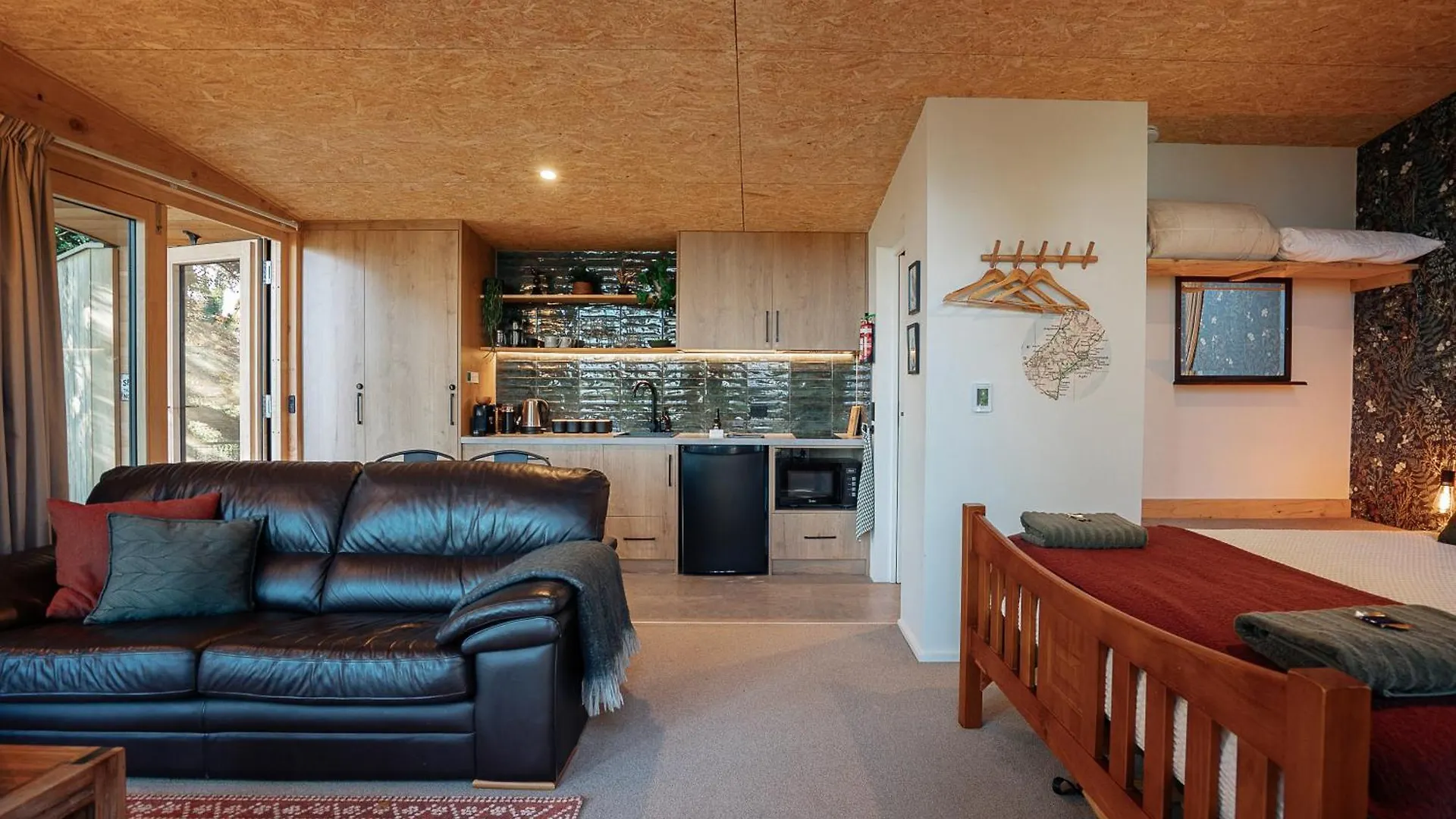 The Bird'S Nest - Secluded Getaway! Apartment Christchurch
